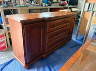 Grajewo ogłoszenia: Komplet mebli drewnianych. Witryna, komoda, szafka, ława - zdjęcie