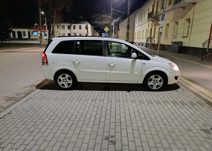 Grajewo ogłoszenia: Sprzedam Opel Zafira B 1.7 diesel, 7 osobowa, 2 komplety opon na...