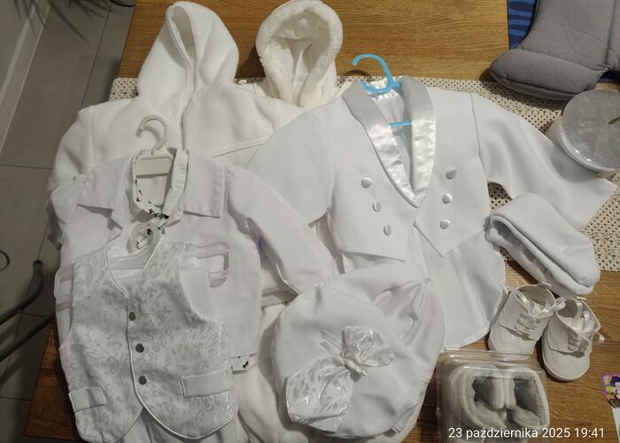 Grajewo ogłoszenia: Sprzedam zestaw ubrań do chrztu dla chłopca w rozmiarze 62-74....
